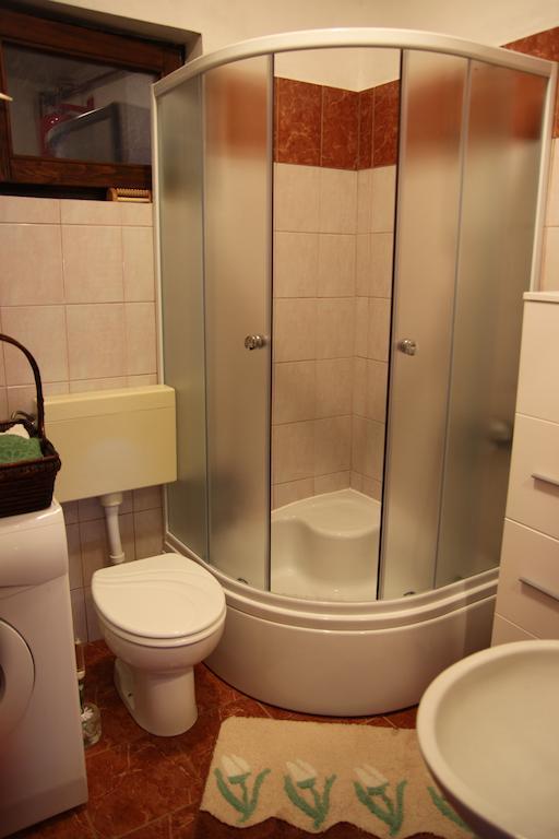 Apartment Eva غاكوفيتسا الغرفة الصورة